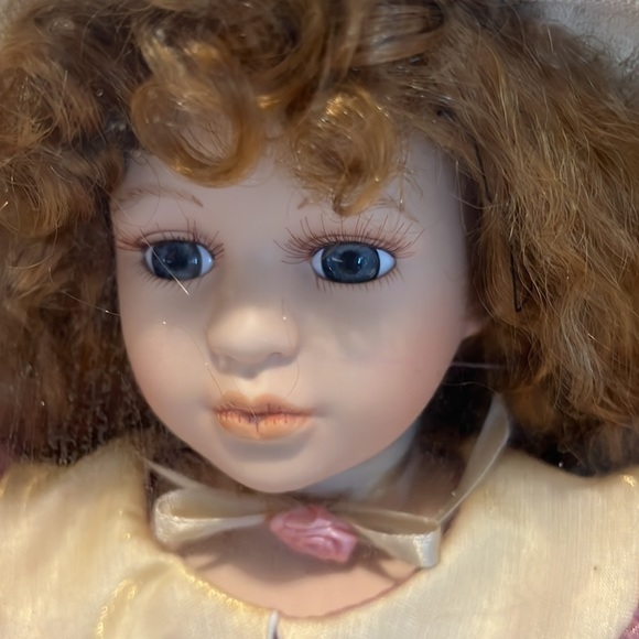 Angelina collection doll - Picture 4 of 7